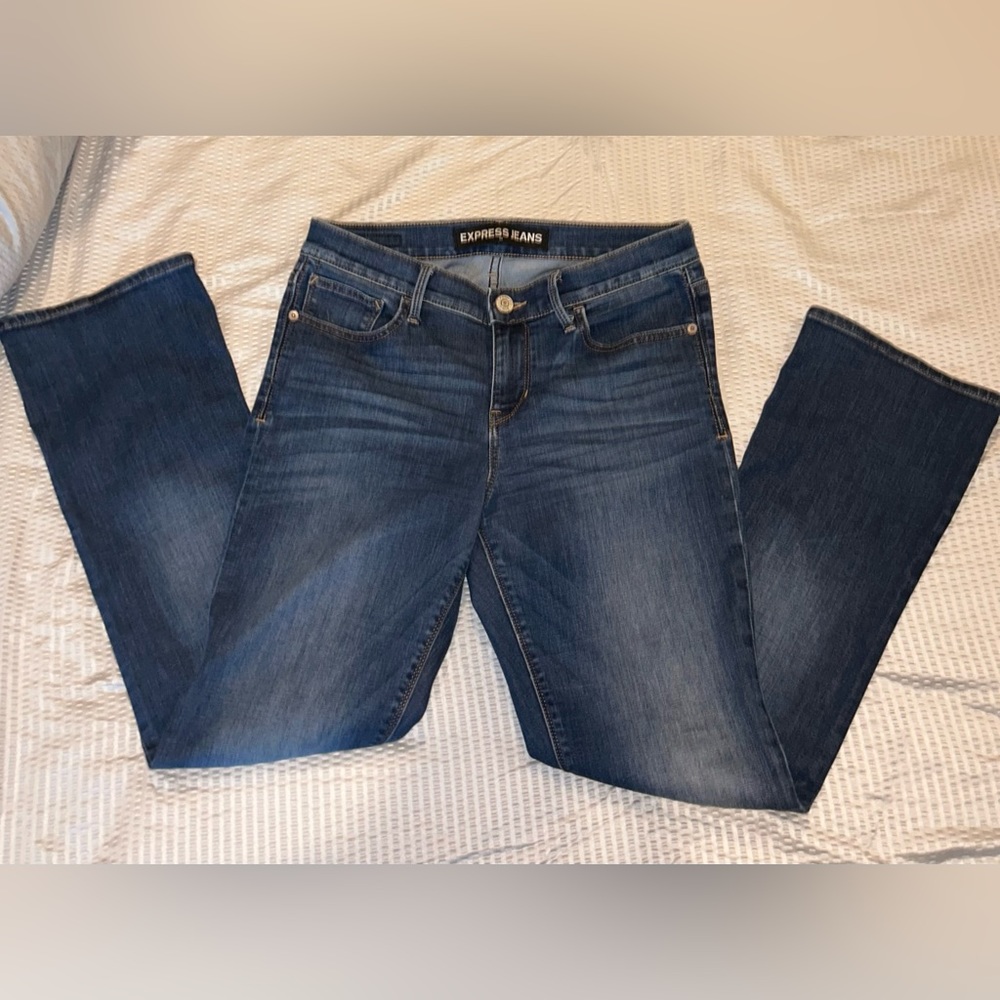 Express barely boot mid rise jeans